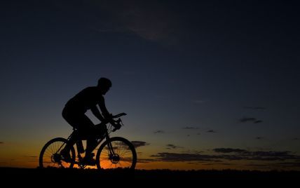 Избиение велосипедиста на Оболони: в соцсетях виновником выставили не того водителя