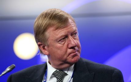 Чубайс потрапив до реанімації з рідкісним захворюванням: ЗМІ пишуть про людей у хімзахисті у його кімнаті