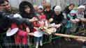 Людей в Ставрополе кормили блинами с лопат