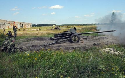 В Минске договорились о запрете стрелкового оружия и отвод пушек 100-мм калибром
