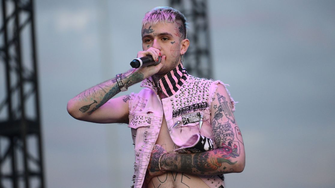       Lil Peep  Gamebombru