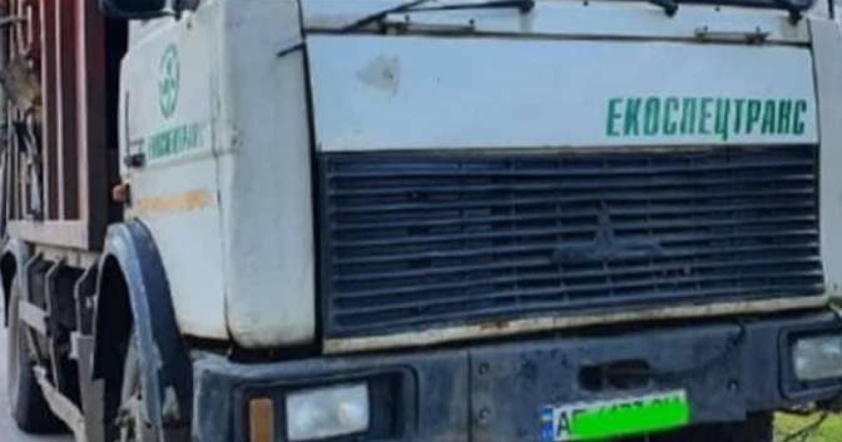 У Дніпропетровській області сміттєвоз збив 6-річну дівчинку, котра каталась на велосипеді: дитина у важкому стані