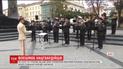Святковий флешмоб у центрі Львова влаштував оркестр другої Галицької бригади Нацгвардії
