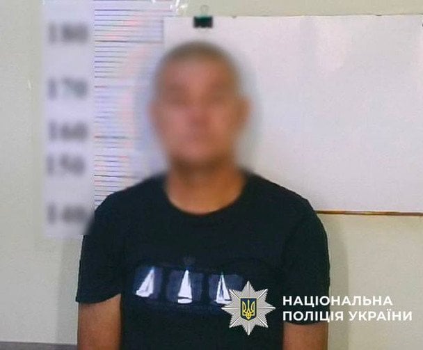 В Киеве мужчина с ножом напал на товарища: что известно об инциденте