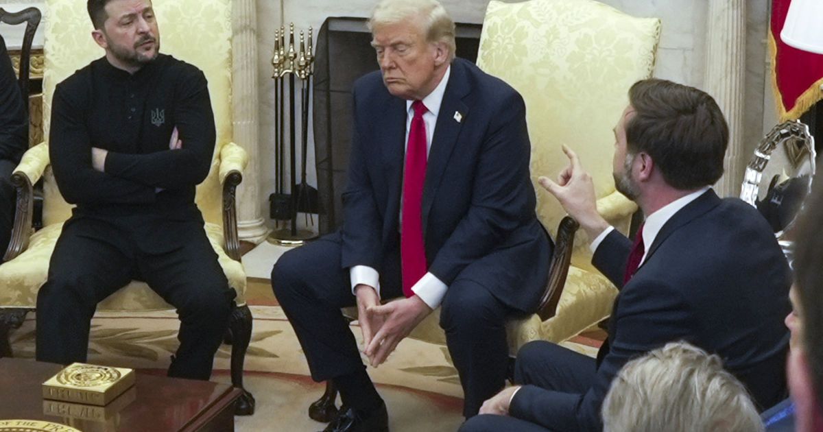Владимир Зеленский во время встречи с Дональдом Трампом в Белом доме