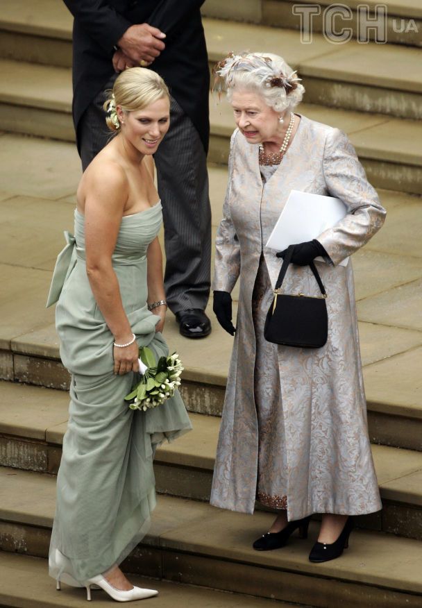 Зара Тиндалл и королева Елизавета II / © Associated Press