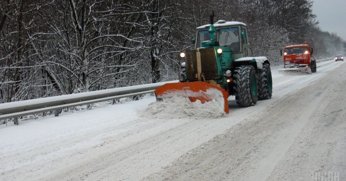 Киев замер в девятибальных пробках