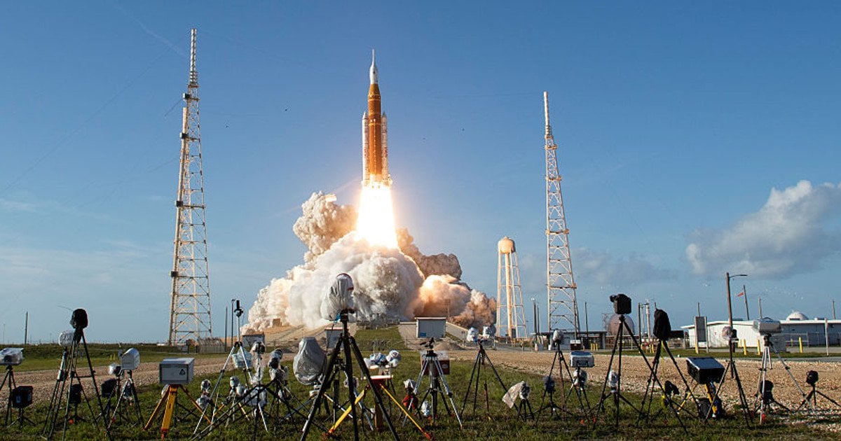 Запуск місії Artemis II