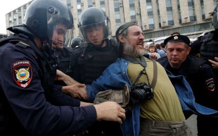День протестів у Росії: арешт для Навального і "знайдення" ката майданівців