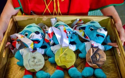 Украинские паралимпийцы-пловцы привезли домой рекордное количество медалей