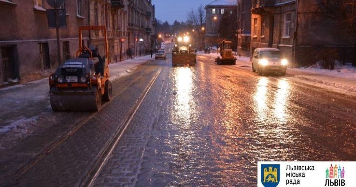 Транспортный кризис: во Львове на рейсы не вышла большая часть автобусов