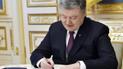 Порошенко ввів нові штрафи за порушення правил проїзду до Криму та зони АТО