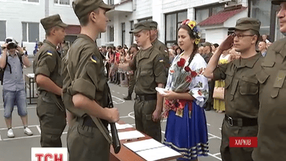 На верность народу присягнули 170 курсантов Харьковской Национальной академии Нацгвардии