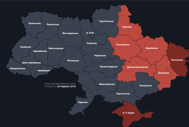 У четвер, 29 червня, повітряну тривогу оголосили у низці областей України. Карта тривог.