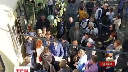 Безвладдя в Затоці: будівлю селищної ради під контроль візьме поліція