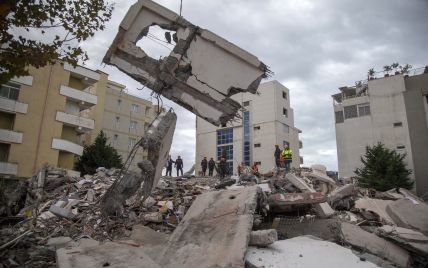 Майбутня невістка прем'єр-міністра Албанії загинула від землетрусу