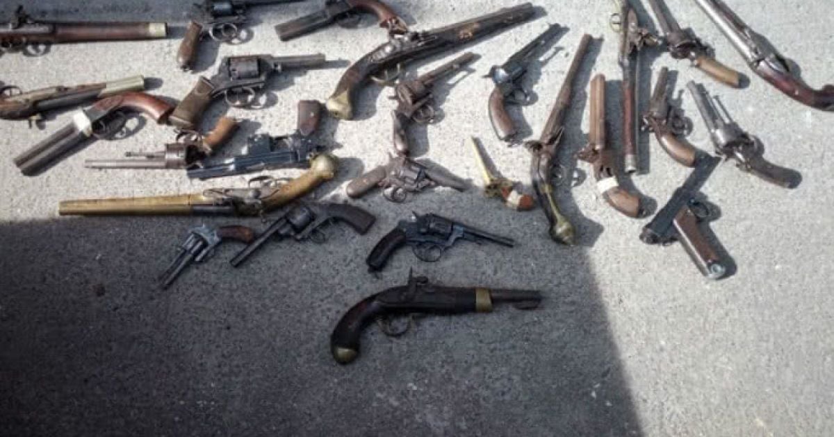 На Запоріжжі викрили міліціонера, який обікрав колекціонера на замовлення урядовців часів Януковича