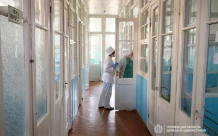 У Сумській області закрили відділення лікарні, у якому від коронавірусу померла 76-річна знахарка