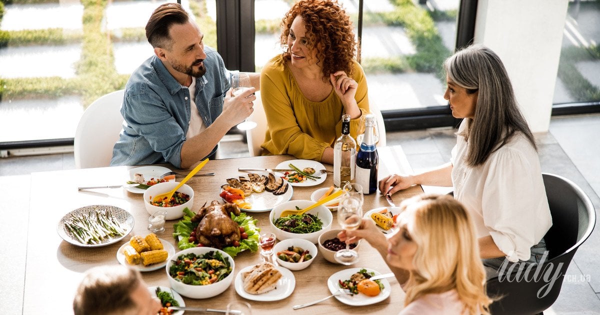 6 страв, які краще не приносити на святкову вечірку: що взяти замість них