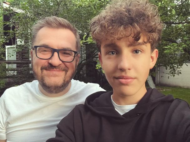 Александр Пономарев с сыном / © instagram.com/ponomaryovoleksandr