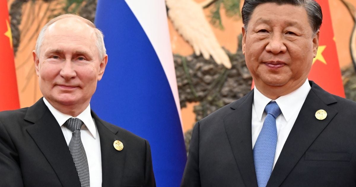 Председатель КНР Си Цзиньпин и Путин