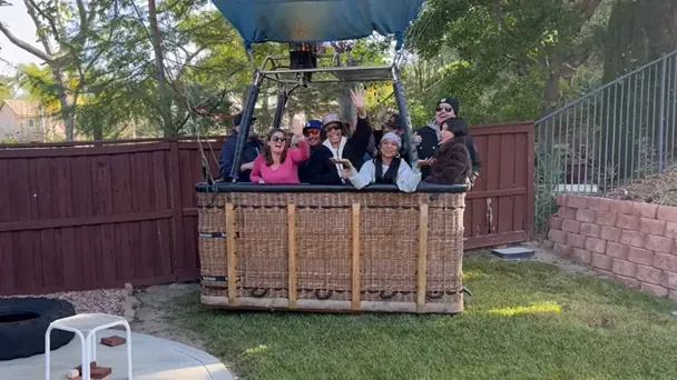 Чоловік був шокований, коли на його подвір’ї з’явились 