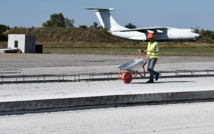 Власть снова обещает построить на Киевщине еще один международный аэропорт