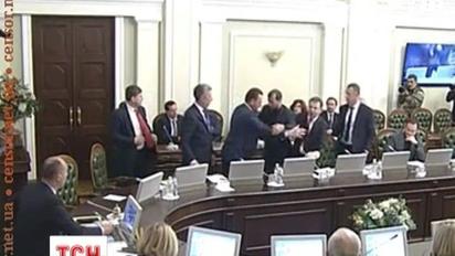 Нардеп Бойко побив Олега Ляшко на погоджувальній раді
