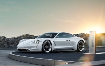 Электрический спорткар Porsche получит запас хода в 500 км