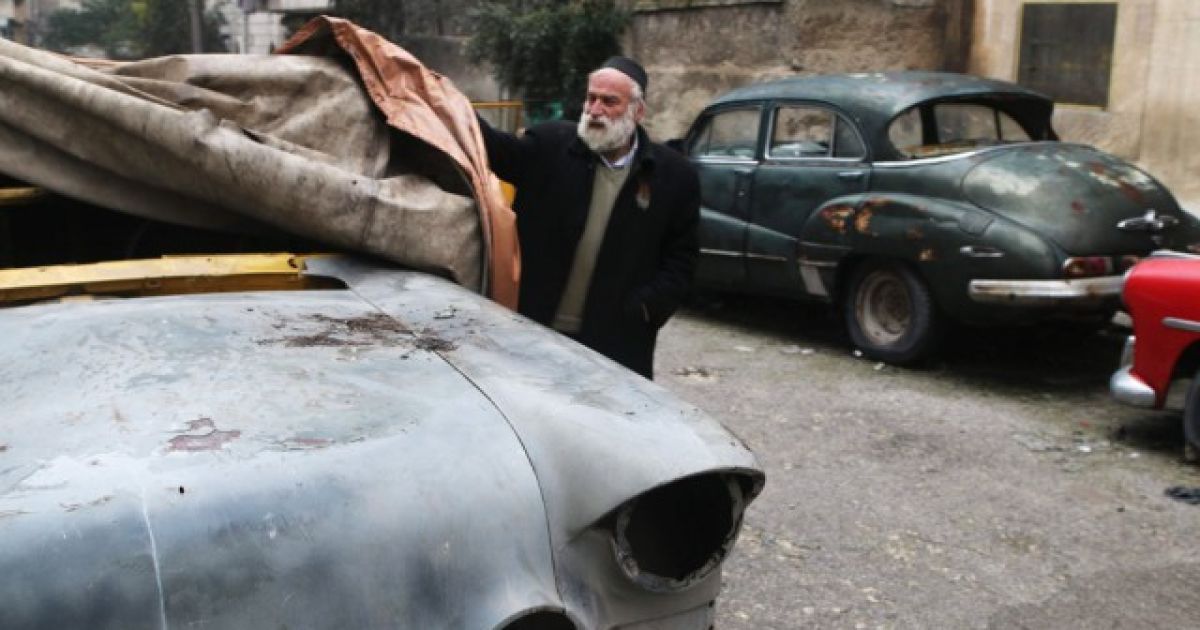 Сириец отказался выезжать из страны из-за коллекции ретроавто