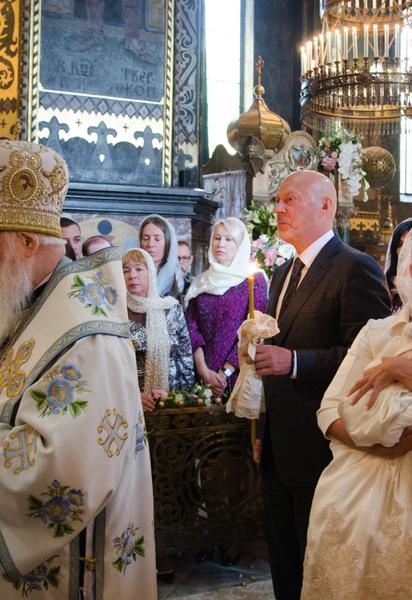 ТСН отримала ексклюзивні кадри з хрестин онучки Тимошенко