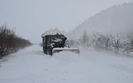До України насувається негода з дощами, снігом, хуртовинами та сильним вітром. Прогноз погоди до 2 березня