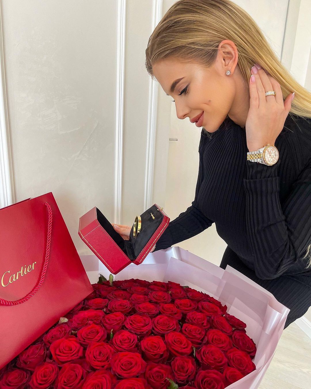 Бондарь Савина - футболист Шахтера удивил свою невесту роскошным ...