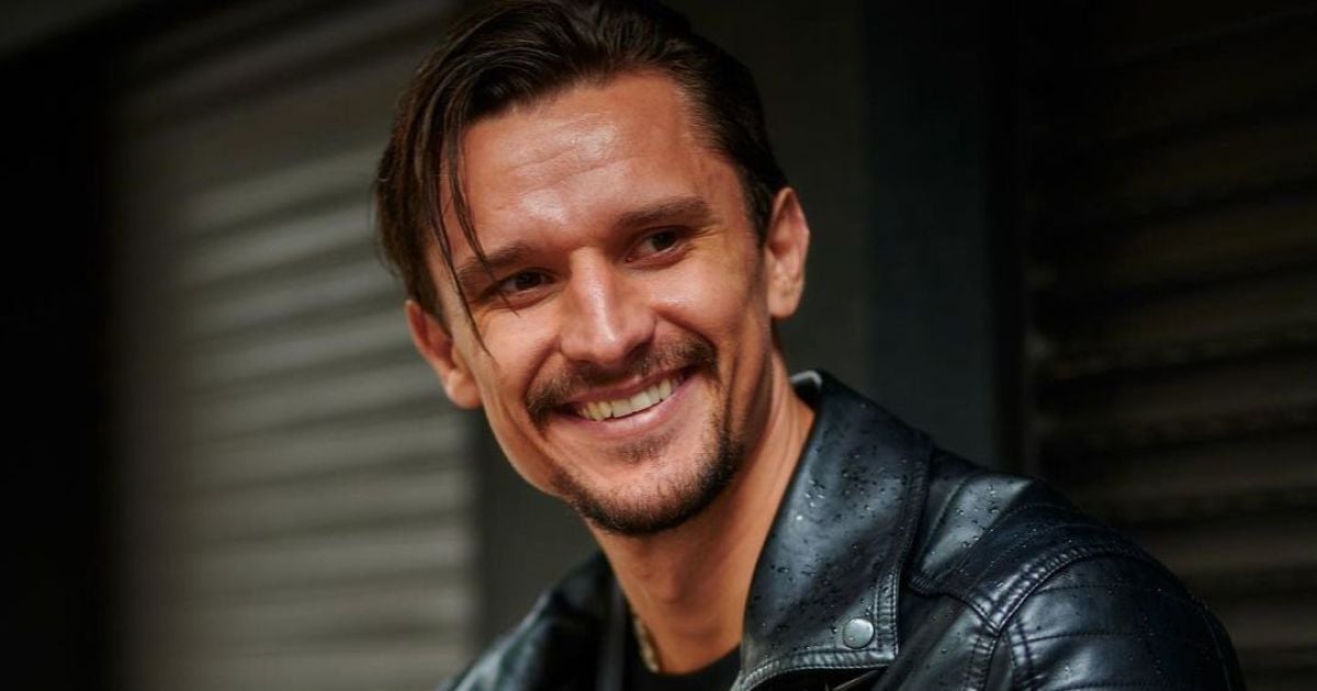 Брутальный Тарас Цимбалюк с голым торсом показал, как отмечает 31-летие