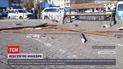 В Каменском мусоровоз на полной скорости снес забор и задел двухлетнего ребенка