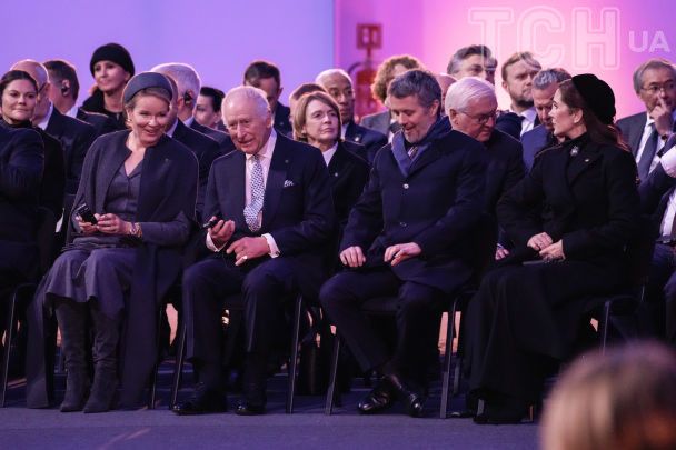 Королева Матильда, король Чарльз, король Фредерик X и королева Мэри / © Associated Press