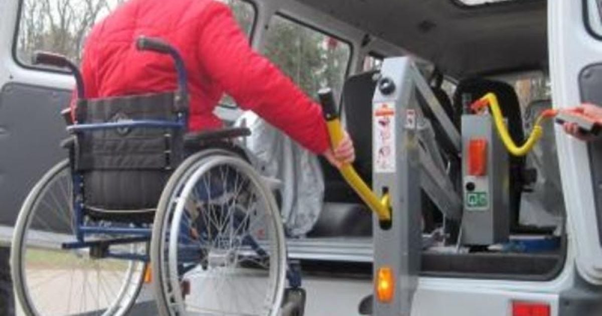 Социальное такси для людей с инвалидностью: как работает в Киеве и почему много нареканий