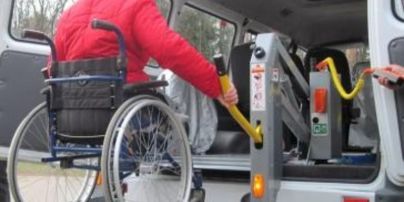 Социальное такси для людей с инвалидностью: как работает в Киеве и почему много нареканий
