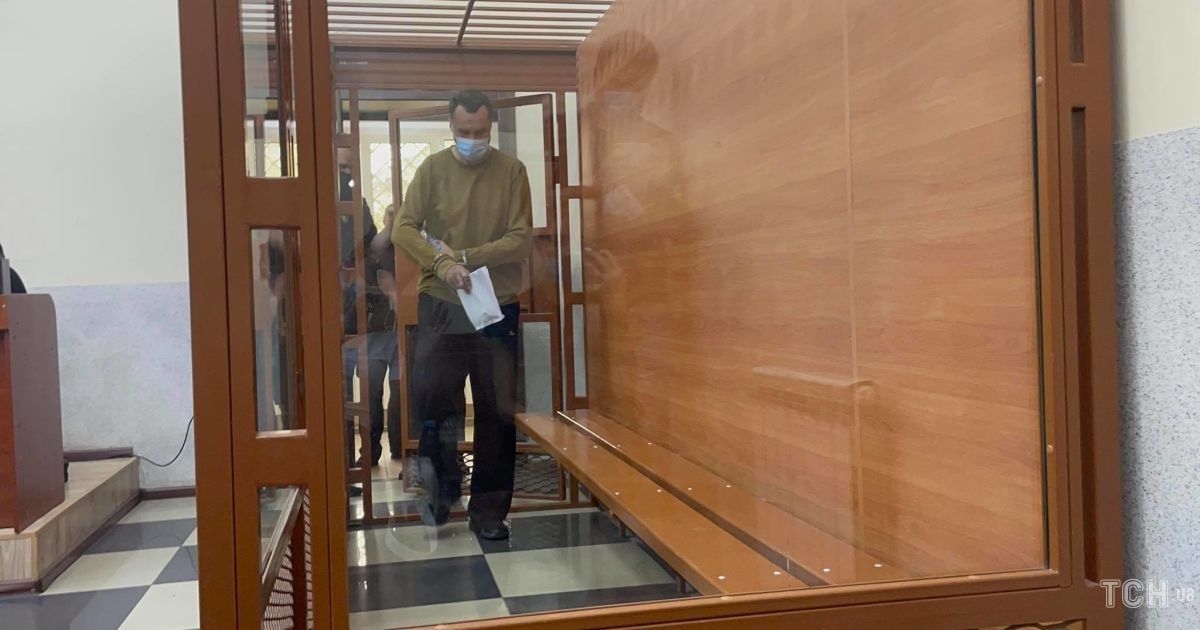 "Змусили зізнатись": адвокат підозрюваного у вбивстві і підпалі в Білогородці заявив про тиск на підзахисного