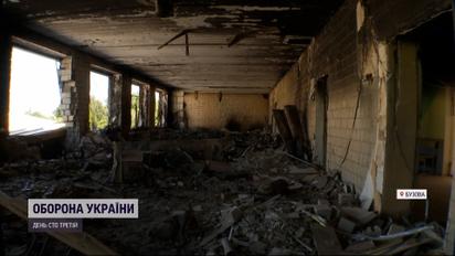 Ракетами – по книгам: оккупанты разбомбили школу в Бузовой под Киевом