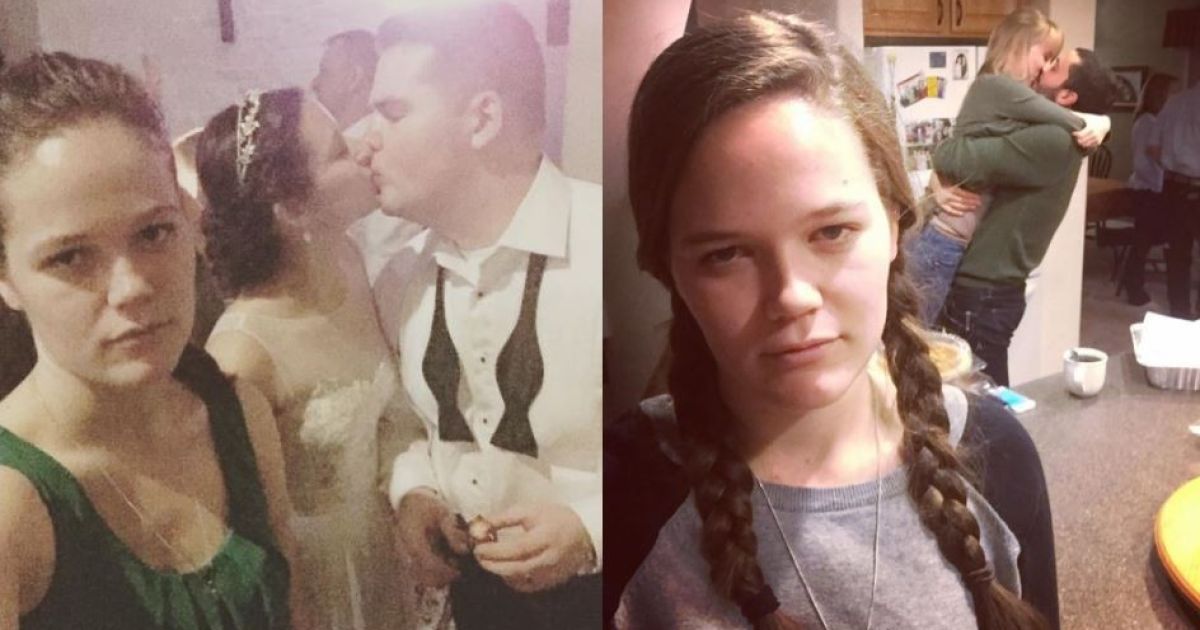 Instagram третьей лишней