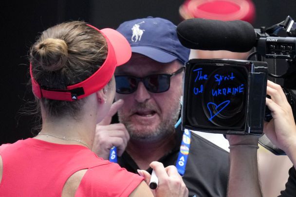 Еліна Світоліна присвятила Україні вихід до чвертьфіналу Australian Open-2025 / © Associated Press