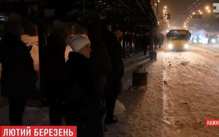 Киевляне недовольны работой коммунальщиков по расчистке снега в четверг