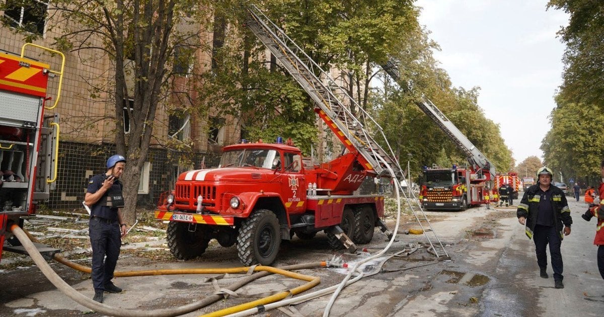Рятувальники на місці атаки