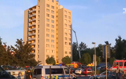 Люди прыгали с 11 этажа: в Чехии в многоэтажке произошел самый страшный в истории страны пожар
