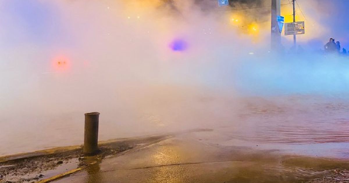 В Киеве в третий раз за два дня масштабно прорвало трубу – соцсети