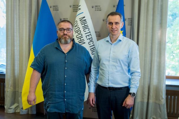 Глава Минздрава Виктор Ляшко (справа) и временный исполняющий обязанности гендиректора "Охматдета" Александр Урин/Фото: Виктор Ляшко/Facebook / © Виктор Ляшко/Facebook