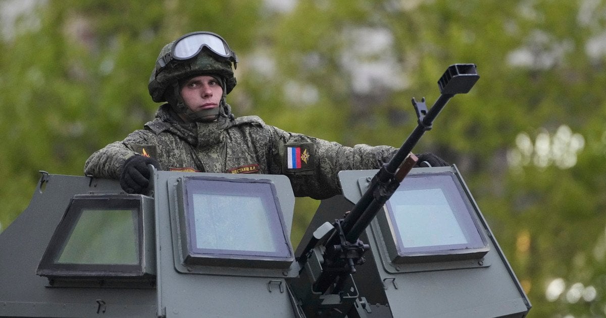 Два літаки та понад 1300 окупантів: Генштаб потішив втратами РФ
