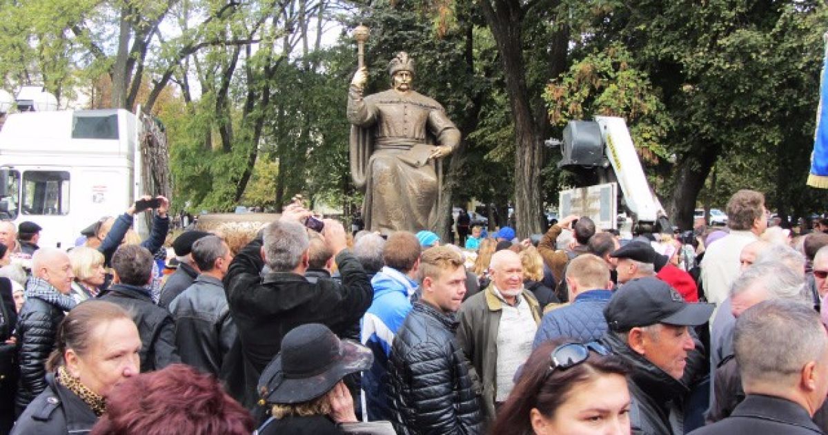 Во время презентации памятника Мазепе в Полтаве / © Полтавщина