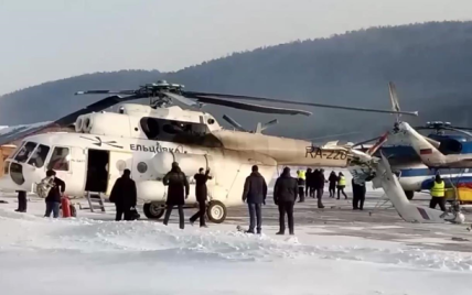 В России вертолет Ми-8 разбил хвост об здание аэропорта